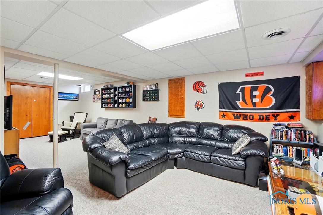 28178 Schriber Street, Walbridge, Ohio image 36