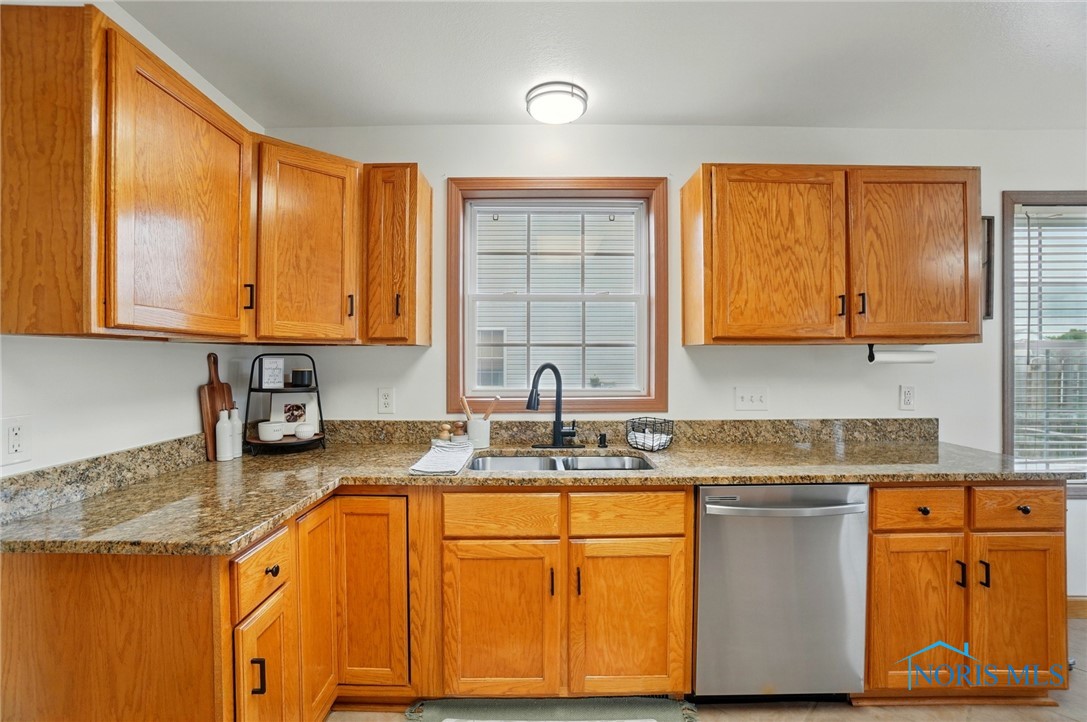 28178 Schriber Street, Walbridge, Ohio image 12