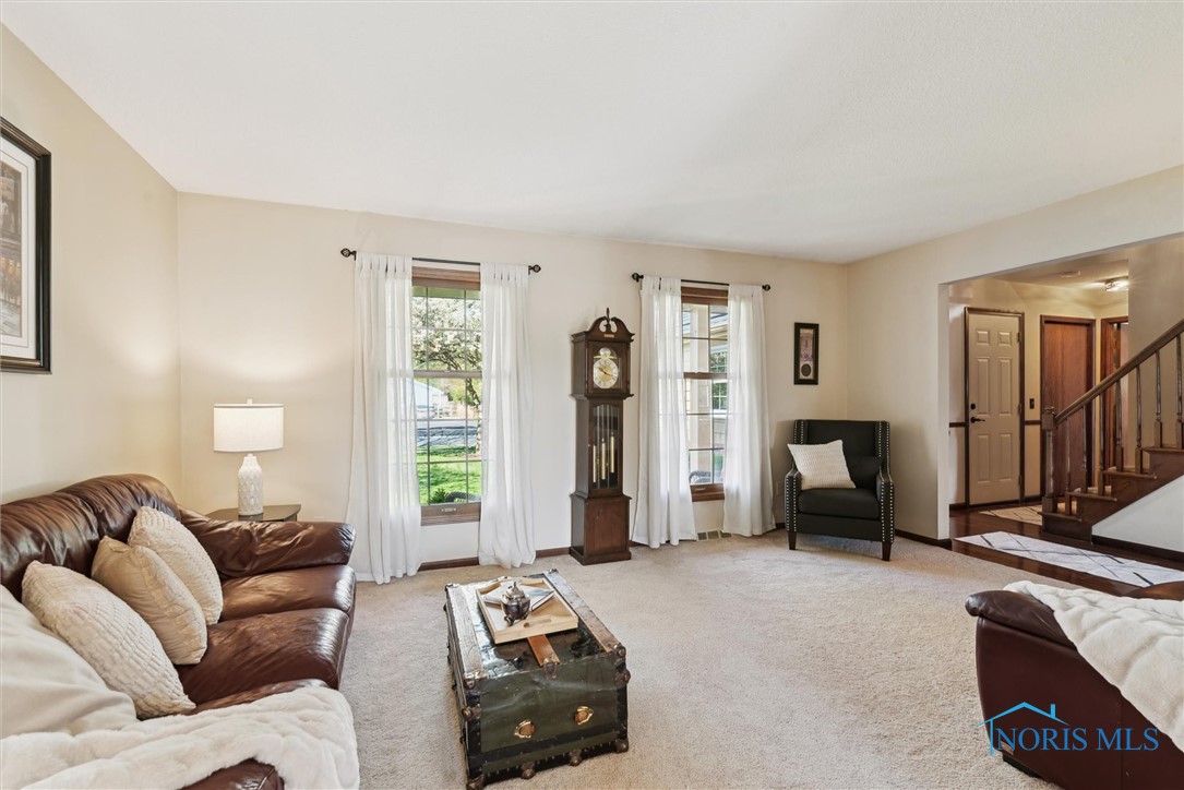 5910 Therfield Drive, Sylvania, Ohio image 9