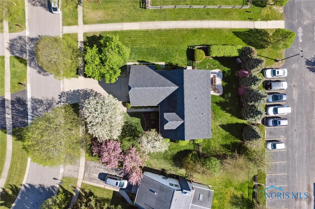 5910 Therfield Drive, Sylvania, Ohio image 49