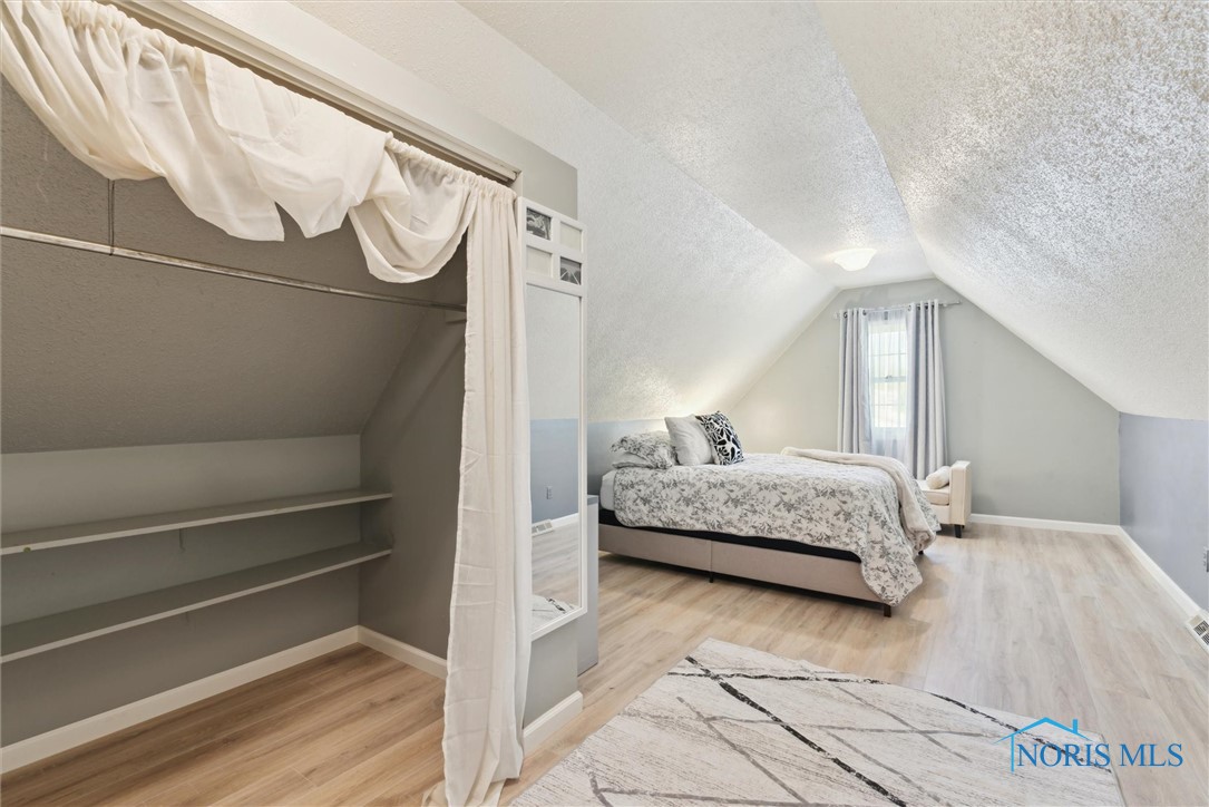 5910 Therfield Drive, Sylvania, Ohio image 36