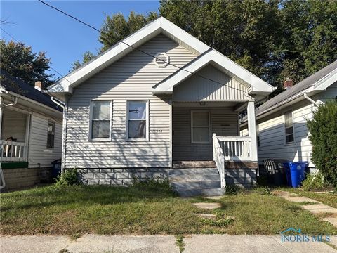 Photo of 1946 Barrows Street, Toledo, OH 43613 (MLS # 6136477)