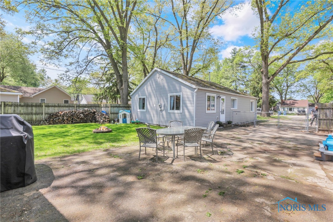 3416 Zone Avenue, Toledo, Ohio image 25