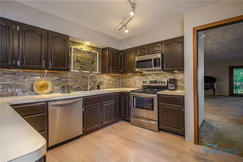Tiny photo for 3008 Pleasant Hill Road #3008, Maumee, OH 43537 (MLS # 6136022)