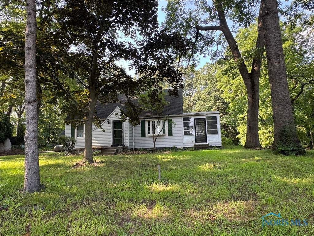 7042 Barendt Road