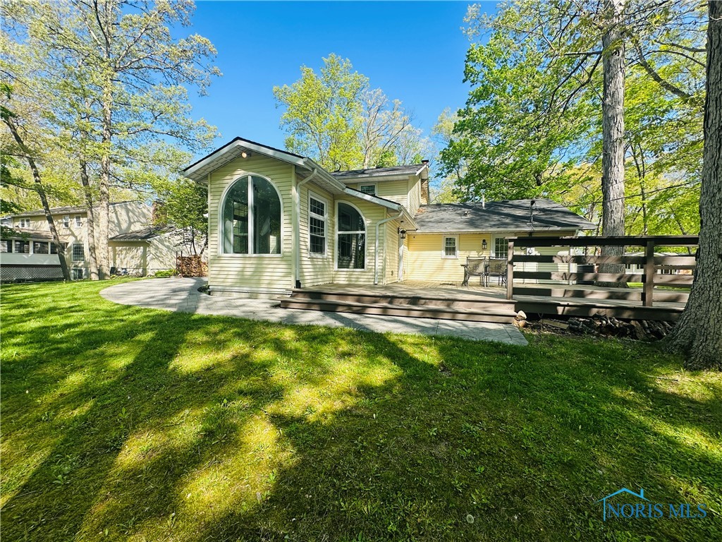 332 Koerber Drive, Defiance, Ohio image 2