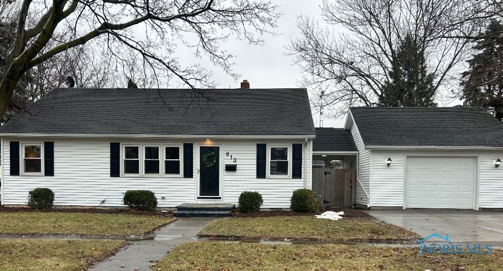 613 W Yeasting Street, Gibsonburg, Ohio image 1