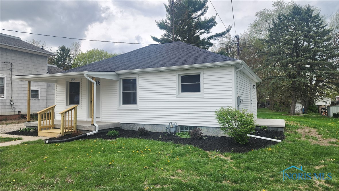 207 College Street, Fayette, Ohio image 1