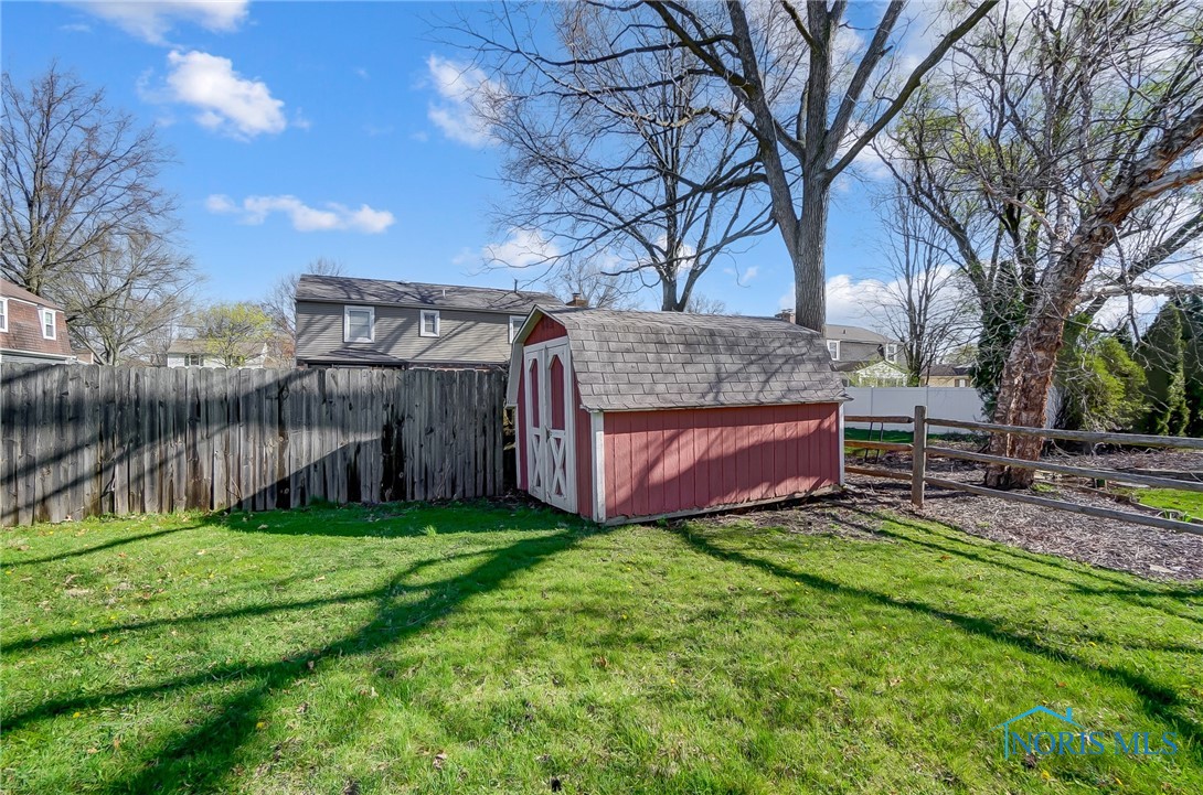 1362 Conneaut Avenue, Bowling Green, Ohio image 48