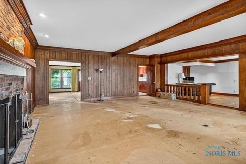Tiny photo for 2408 Lambert Drive, Toledo, OH 43613 (MLS # 6137008)