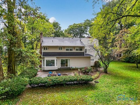 Tiny photo for 2408 Lambert Drive, Toledo, OH 43613 (MLS # 6137008)