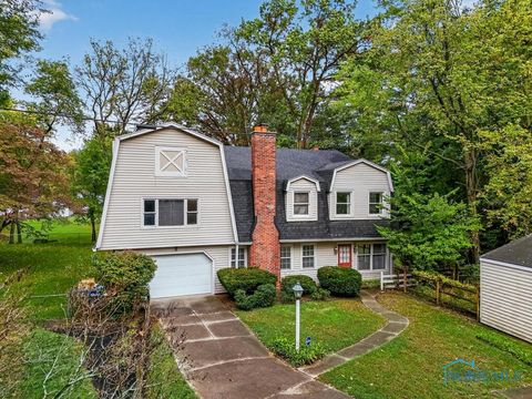 Tiny photo for 2408 Lambert Drive, Toledo, OH 43613 (MLS # 6137008)