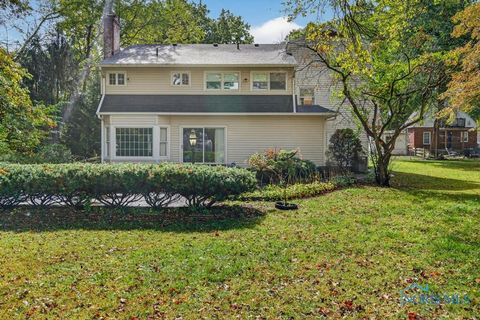 Tiny photo for 2408 Lambert Drive, Toledo, OH 43613 (MLS # 6137008)