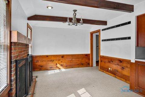 Tiny photo for 2408 Lambert Drive, Toledo, OH 43613 (MLS # 6137008)