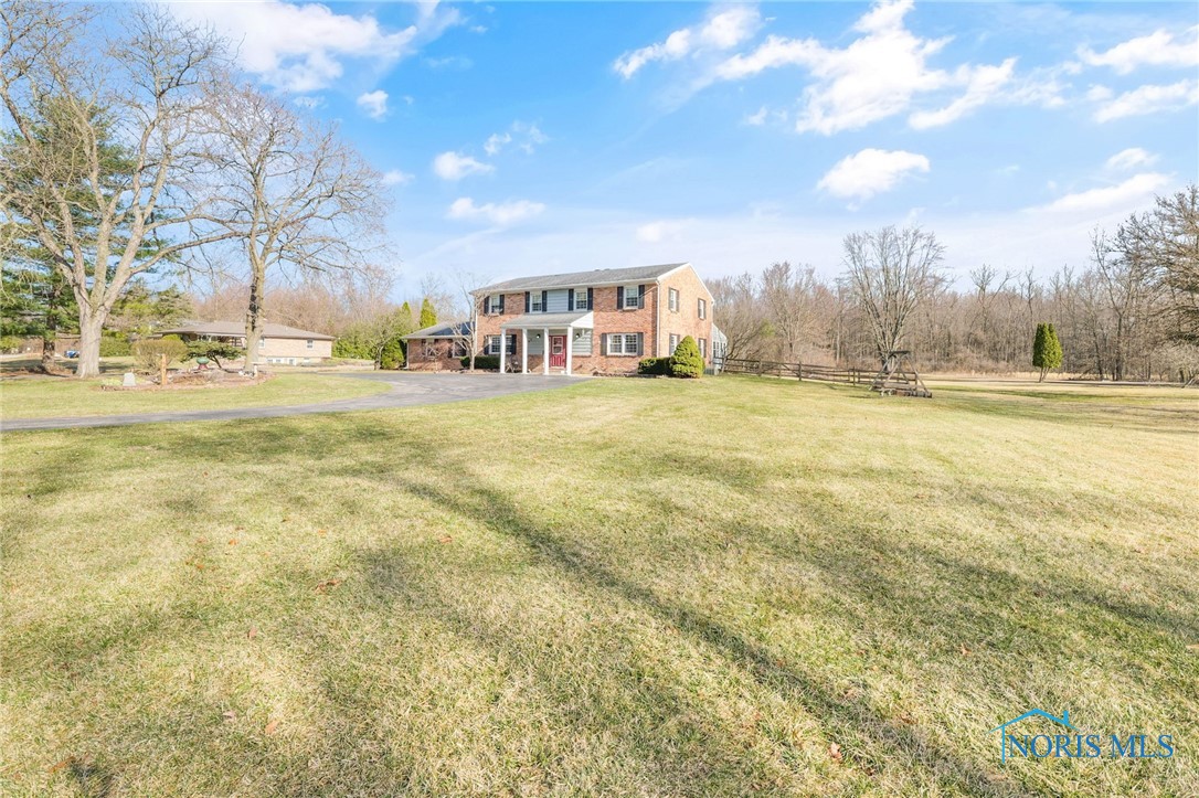 10132 Laplante Road, Monclova, Ohio image 2