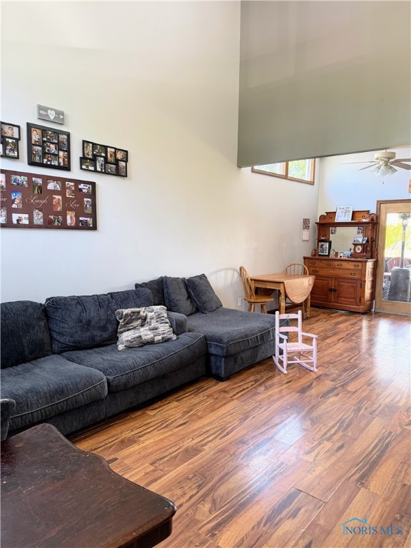 801 W Sandusky Street, Findlay, Ohio image 2