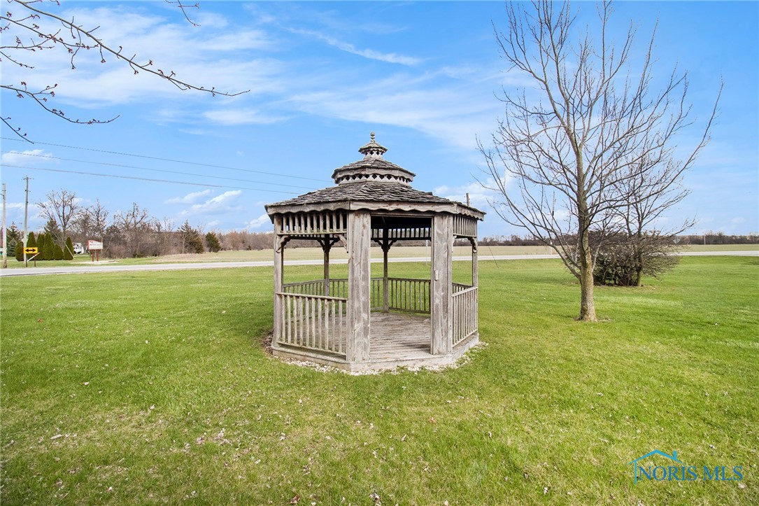 13962 Fountain Street, Sherwood, Ohio image 46