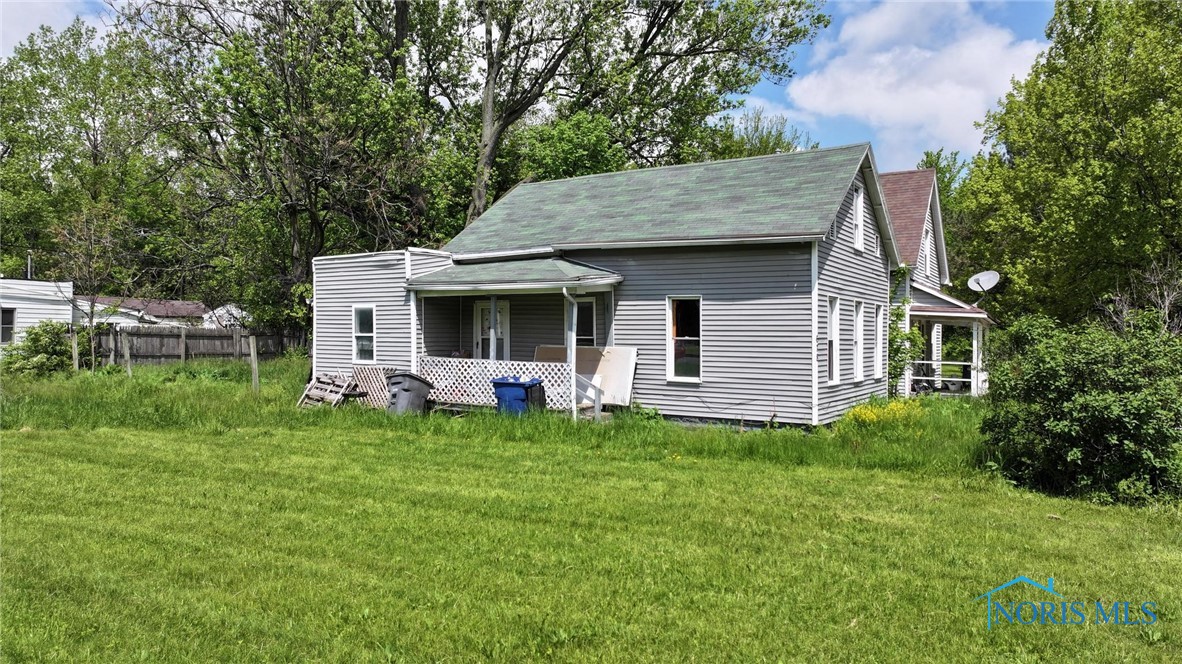 678 Lorain Street, Toledo, Ohio image 2