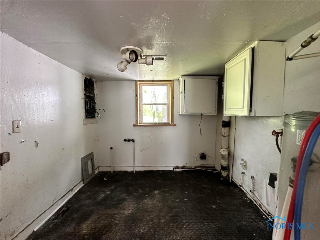 678 Lorain Street, Toledo, Ohio image 12