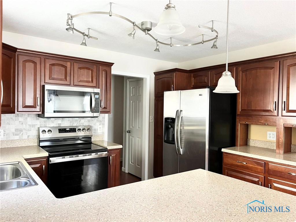 Findlay, Ohio 45840, United States, 2 Bedrooms Bedrooms, ,2 BathroomsBathrooms,Residential,Active,133609