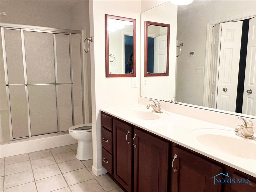 Findlay, Ohio 45840, United States, 2 Bedrooms Bedrooms, ,2 BathroomsBathrooms,Residential,Active,133609