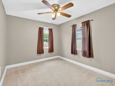 Tiny photo for 2733 130th Street, Toledo, OH 43611 (MLS # 6136679)