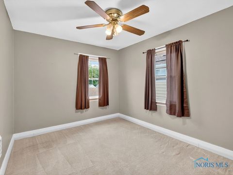 Tiny photo for 2733 130th Street, Toledo, OH 43611 (MLS # 6136679)
