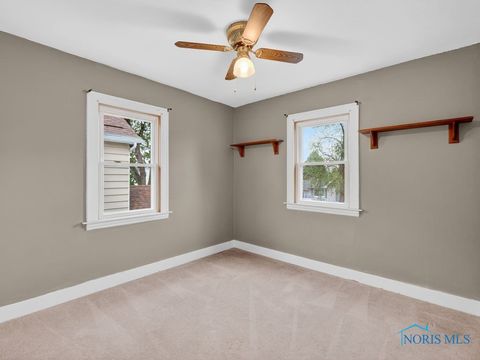 Tiny photo for 2733 130th Street, Toledo, OH 43611 (MLS # 6136679)