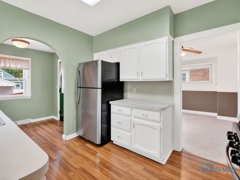 Tiny photo for 2733 130th Street, Toledo, OH 43611 (MLS # 6136679)