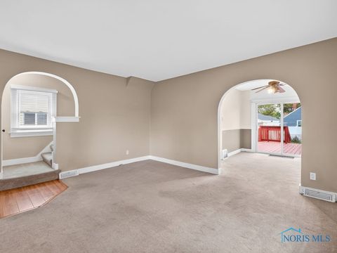 Tiny photo for 2733 130th Street, Toledo, OH 43611 (MLS # 6136679)