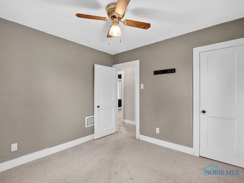 Tiny photo for 2733 130th Street, Toledo, OH 43611 (MLS # 6136679)