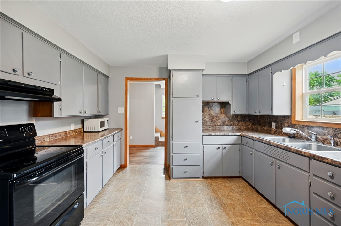 1536 N Erie Street, Toledo, Ohio image 13