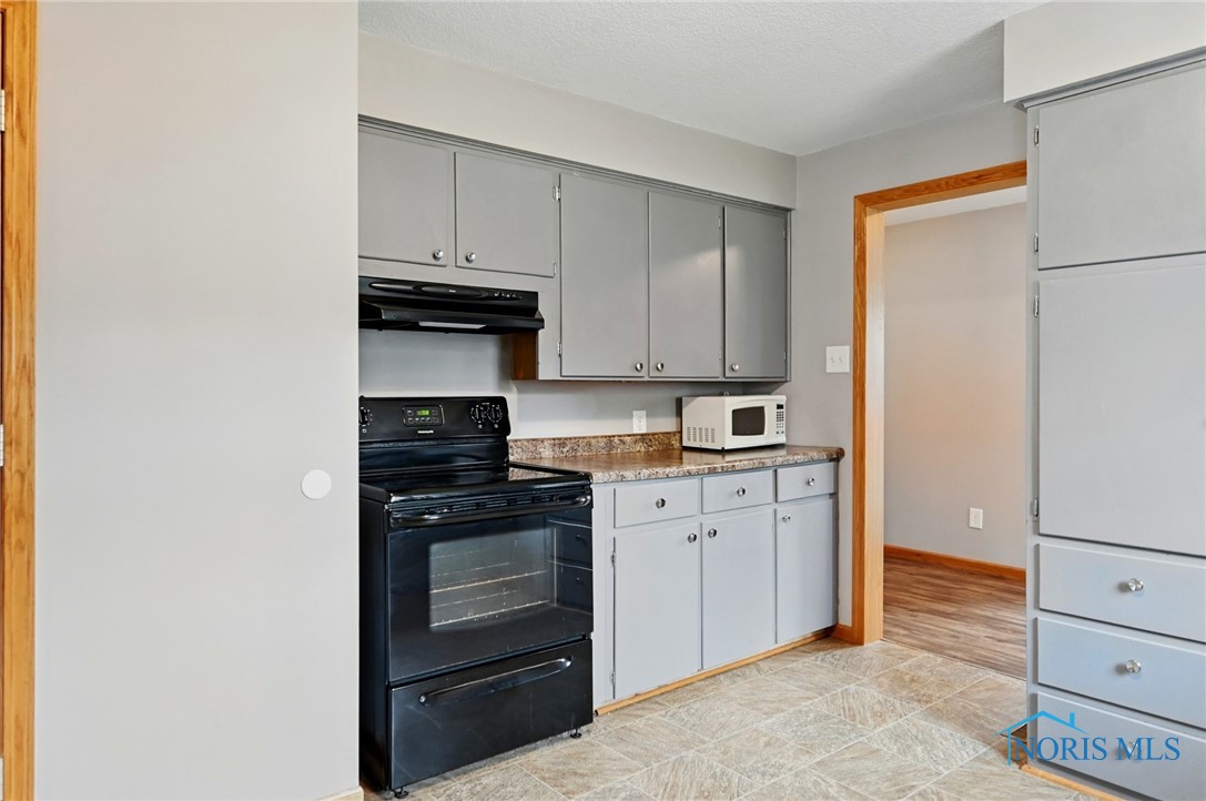 1536 N Erie Street, Toledo, Ohio image 12