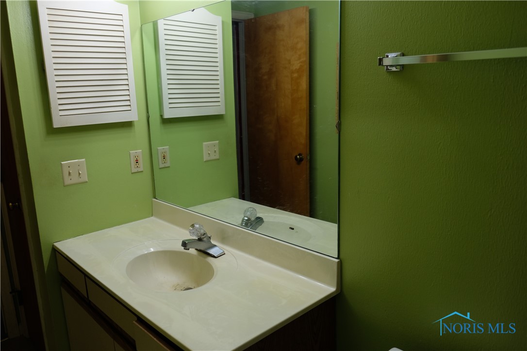 3662 Kenwood Boulevard, Toledo, Ohio image 39