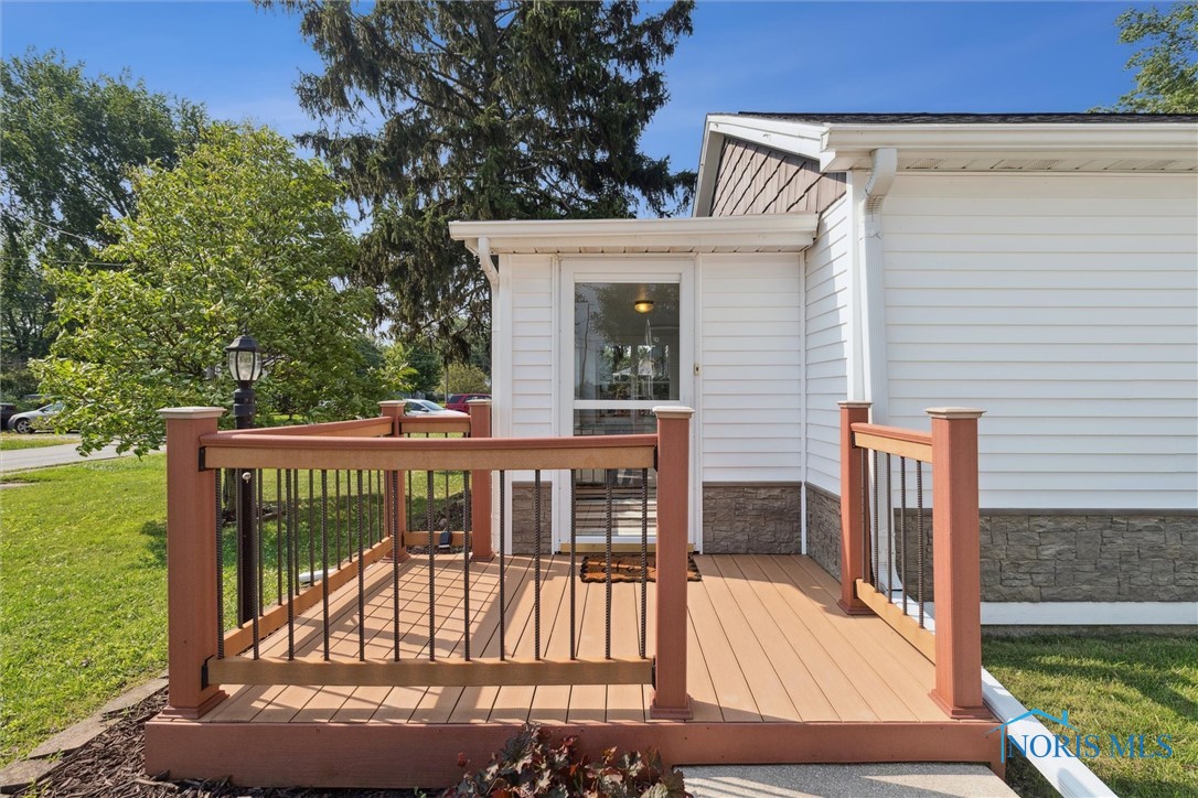 2033 Blanche Drive