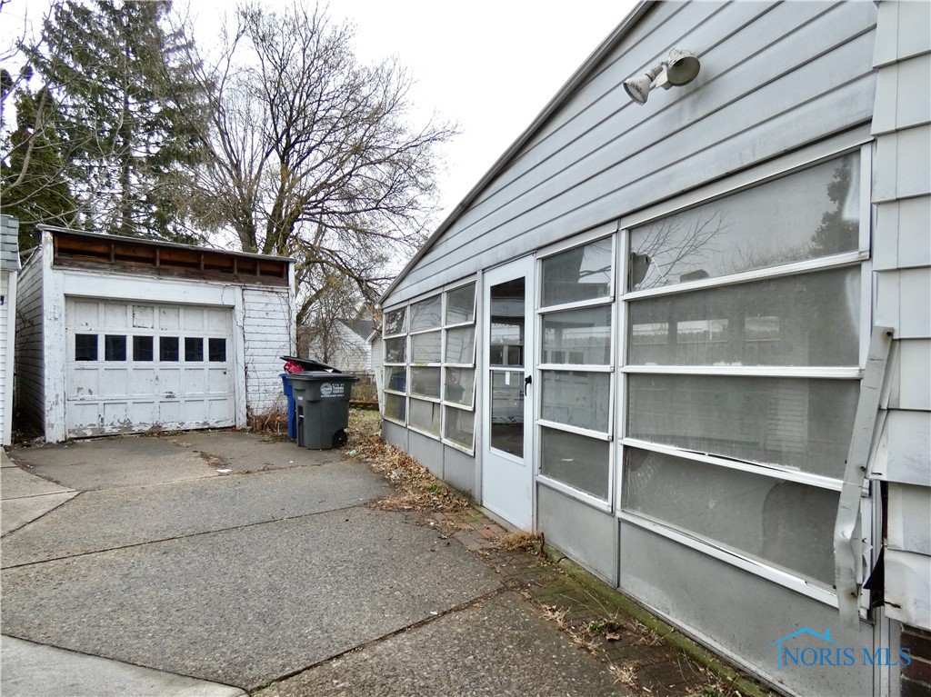 3522 Hazelhurst Avenue, Toledo, Ohio image 24