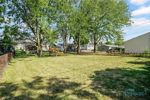 Tiny photo for 131 Rutherford Avenue, Findlay, OH 45840 (MLS # 6136802)