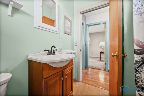 Tiny photo for 131 Rutherford Avenue, Findlay, OH 45840 (MLS # 6136802)