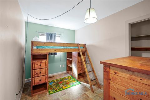 Tiny photo for 131 Rutherford Avenue, Findlay, OH 45840 (MLS # 6136802)