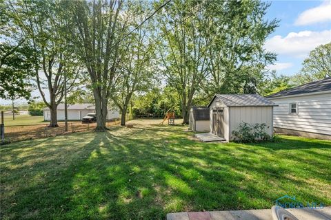 Tiny photo for 131 Rutherford Avenue, Findlay, OH 45840 (MLS # 6136802)