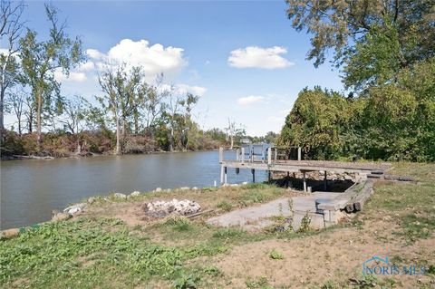 Tiny photo for 2350 Ottawa River Road, Toledo, OH 43611 (MLS # 6136104)