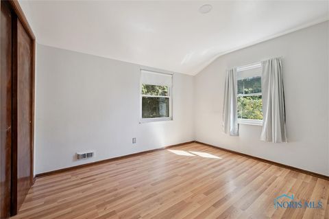 Tiny photo for 2350 Ottawa River Road, Toledo, OH 43611 (MLS # 6136104)