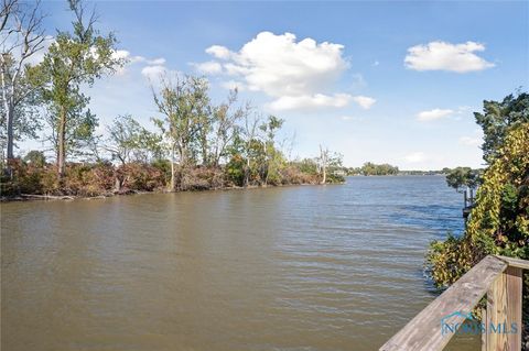 Tiny photo for 2350 Ottawa River Road, Toledo, OH 43611 (MLS # 6136104)