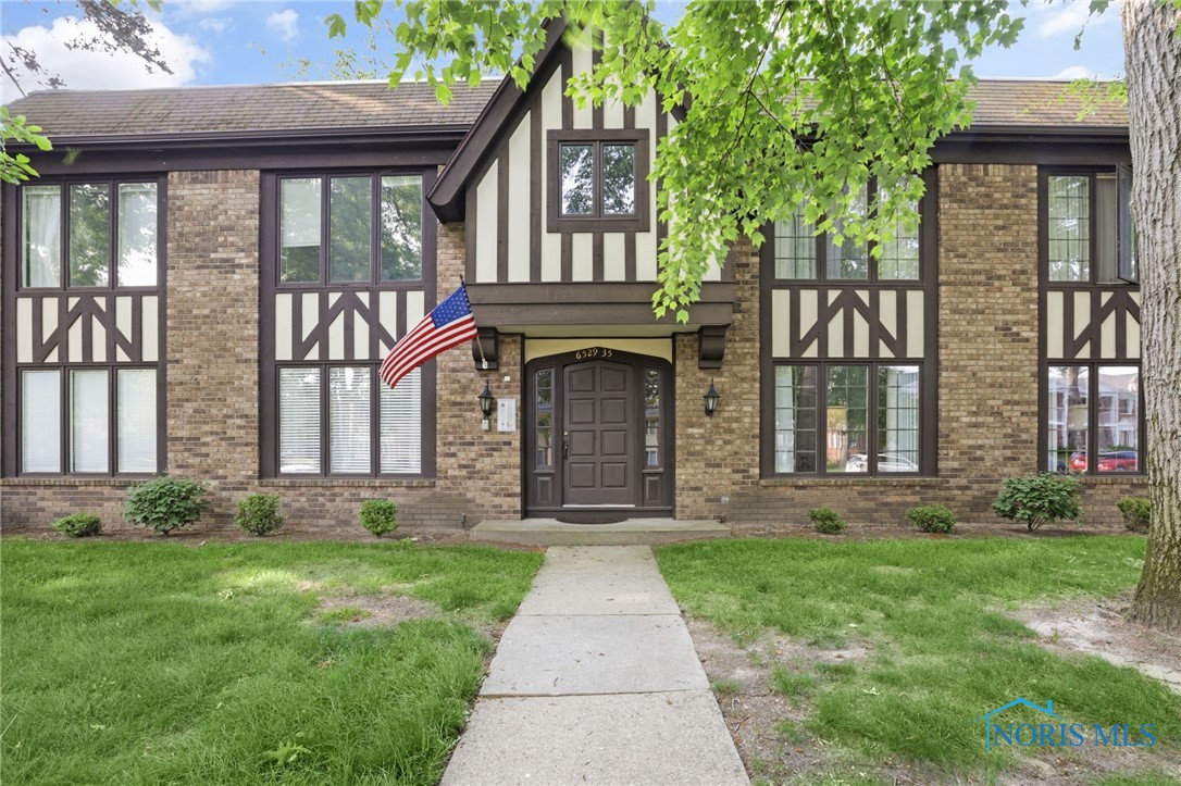 6533 Abbey Run, Sylvania, Ohio image 1