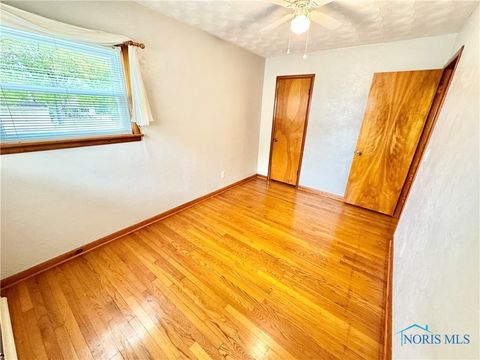 Tiny photo for 734 E Front Street, Defiance, OH 43512 (MLS # 6136107)