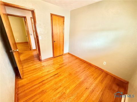 Tiny photo for 734 E Front Street, Defiance, OH 43512 (MLS # 6136107)
