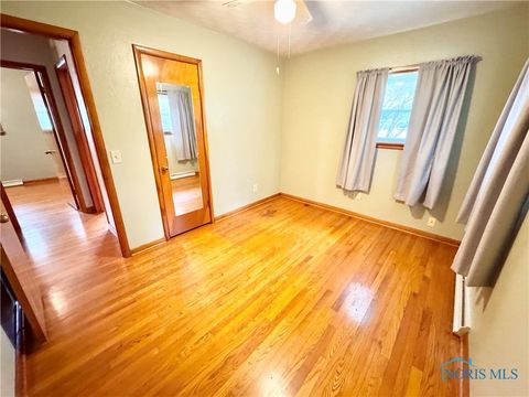 Tiny photo for 734 E Front Street, Defiance, OH 43512 (MLS # 6136107)