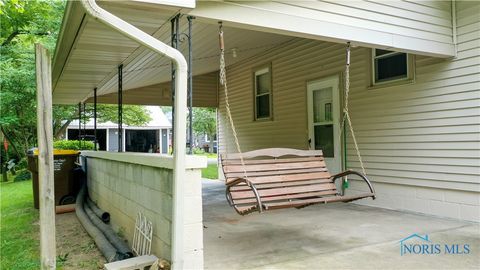 Tiny photo for 734 E Front Street, Defiance, OH 43512 (MLS # 6136107)