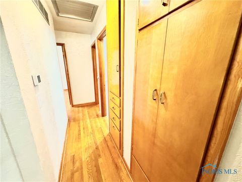 Tiny photo for 734 E Front Street, Defiance, OH 43512 (MLS # 6136107)