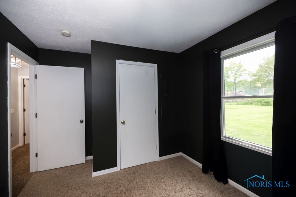37 N Dorcas Road, Toledo, Ohio image 23